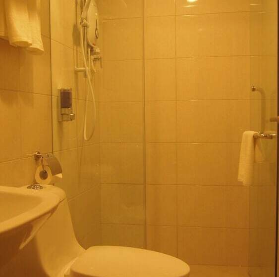 Трехместный Номер Deluxe, 118 Hotel Macalister