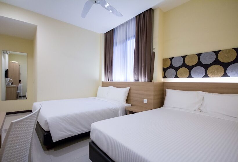 Люкс, 118 Hotel Macalister