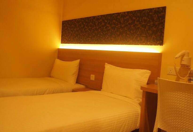 Люкс, 118 Hotel Macalister