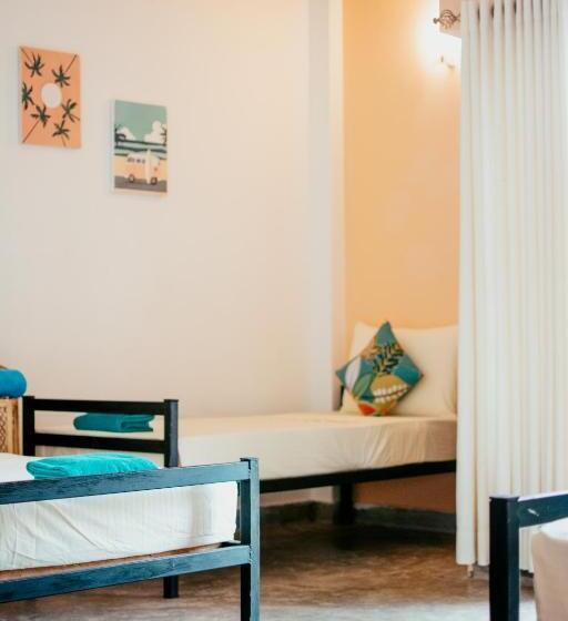 Habitació Triple Estàndard, Riverside Cabanas