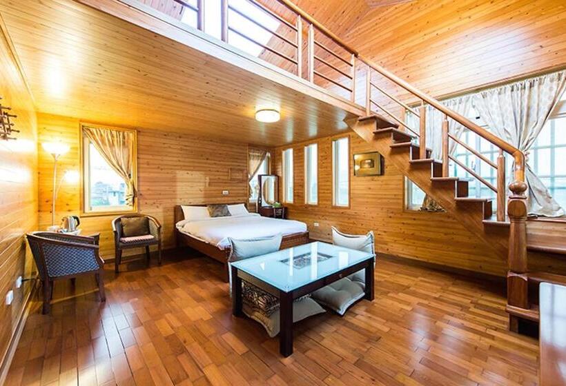 اتاق لوکس چهار تخته, Mandy's House B&b