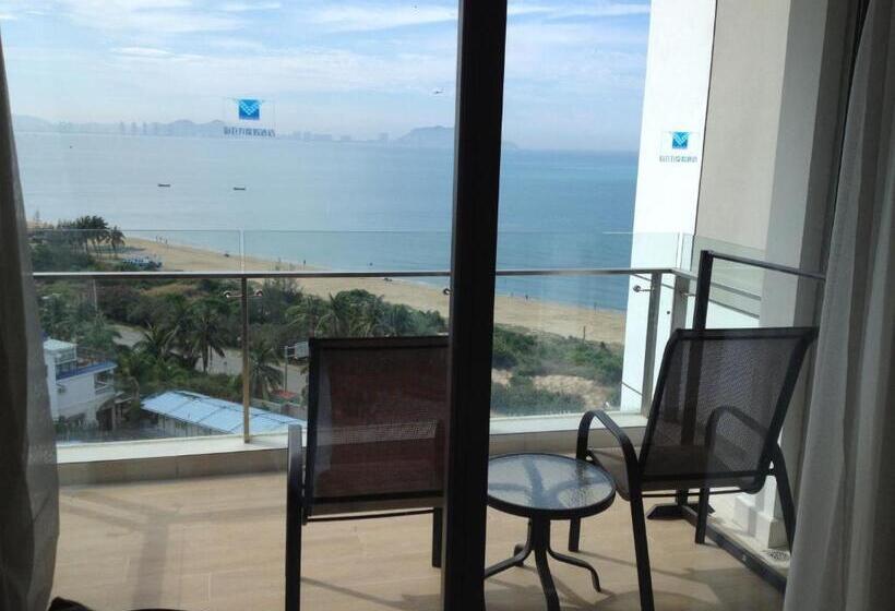 带大床的豪华间, Sanya Seacube Holiday