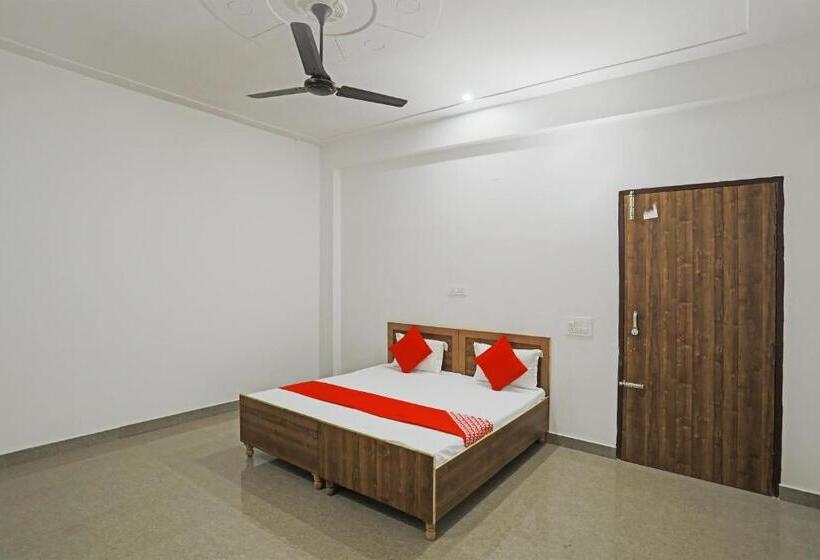 Трехместный Номер Классика, Oyo Flagship Hotel Yuvraj Plaza
