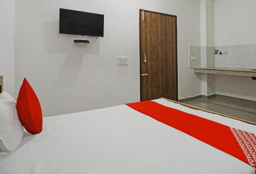Трехместный Номер Классика, Oyo Flagship Hotel Yuvraj Plaza