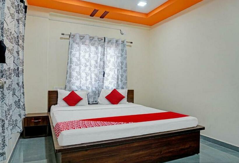三人经典房间, Oyo Flagship Sai Balaji Lodge