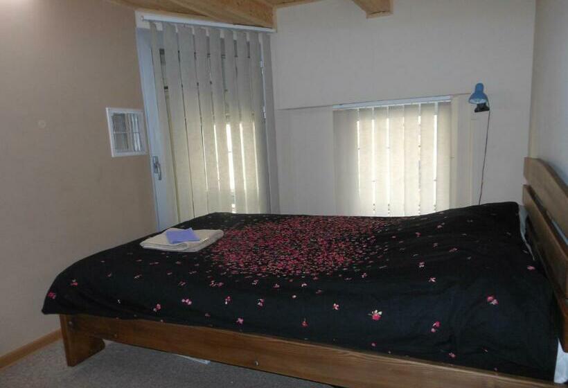 اتاق استاندارد, Guesthouse Rest