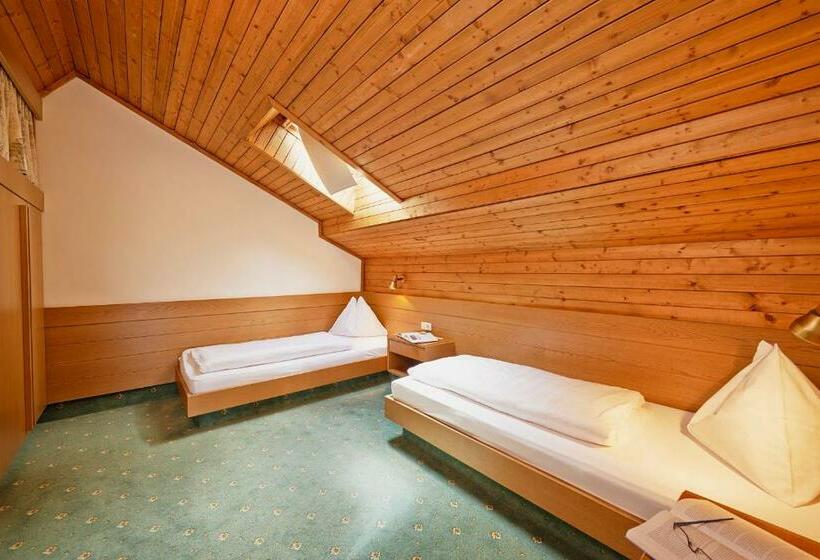 Апартаменты 1 Спальня, Finkensteiner Hof