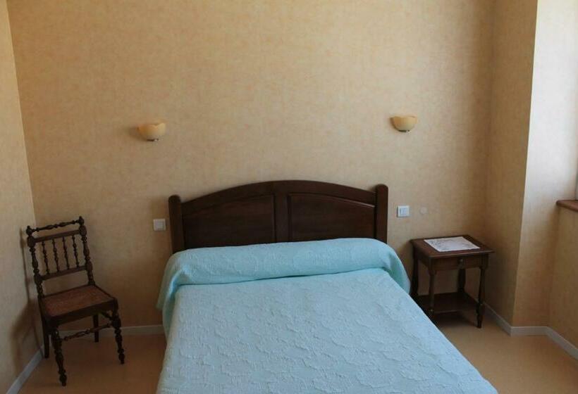 Номер Стандарт, Hôtel Ladagnous
