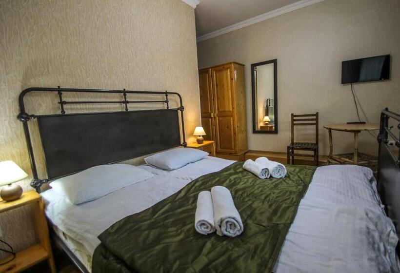 اتاق استاندارد, Svaneti
