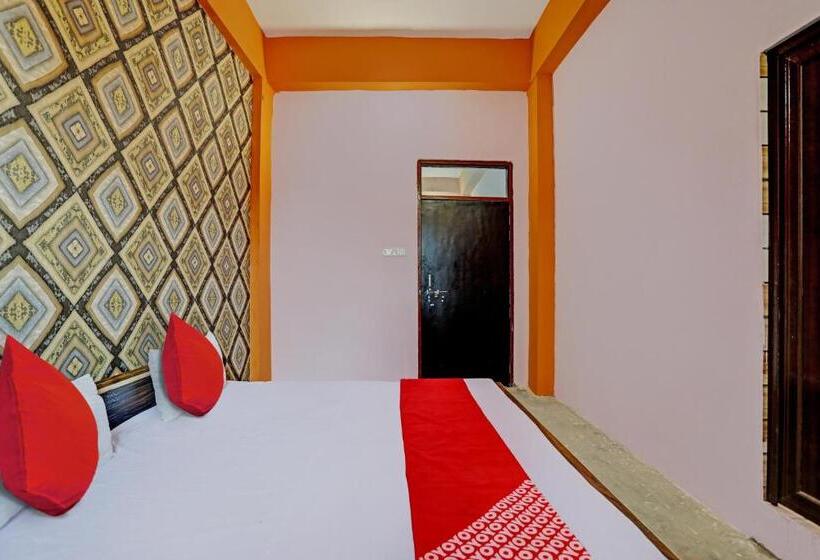 Трехместный Номер Классика, Oyo Flagship 81496 Goldy Palace