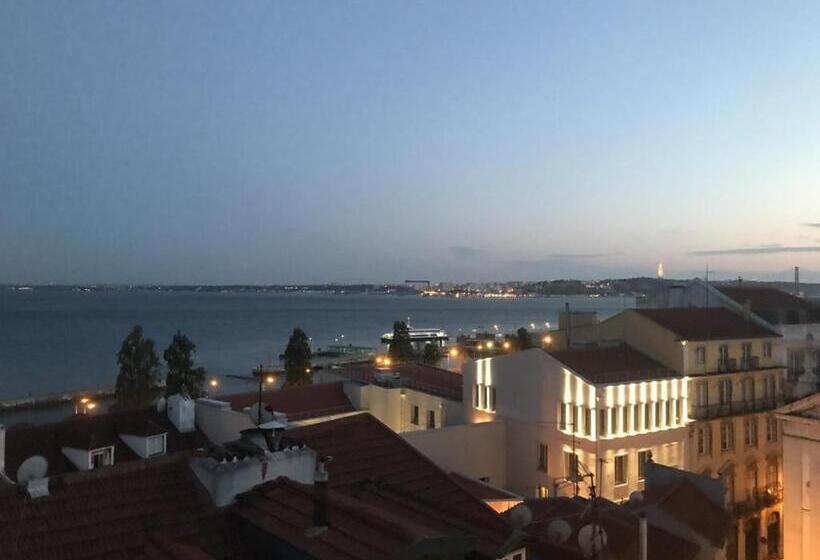 اتاق لوکس, Alfama Guest House