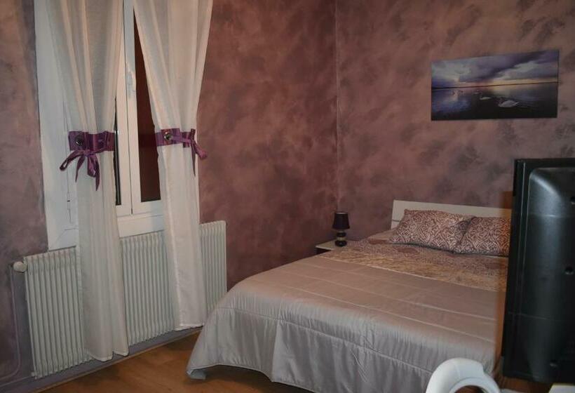 Номер Стандарт, Chez Augustin