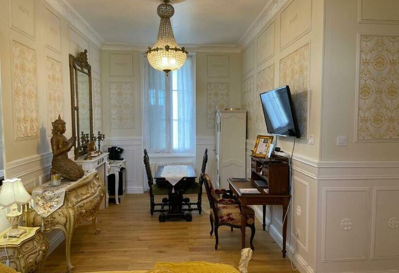 Номер Стандарт Вид на Сад, Le Domaine De Canesse