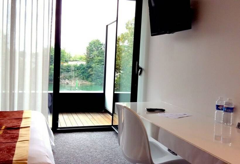 Номер Стандарт с Балконом, Hôtel De La Seine