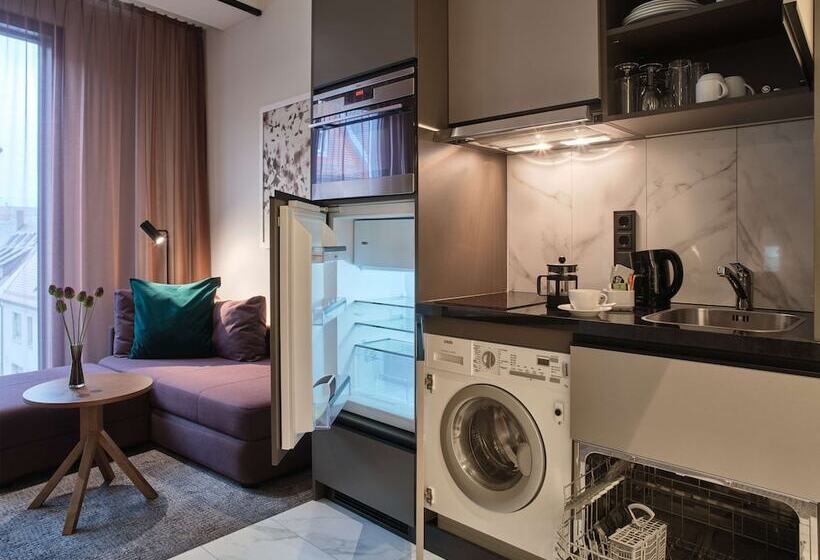 Студия Стандарт, Adina Apartment Hotel Nuremberg