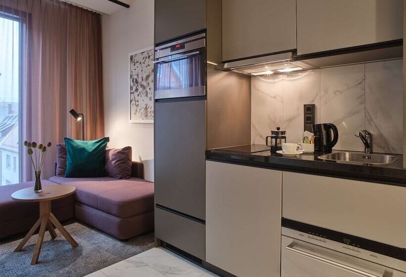 Апартаменты 2 Спальни, Adina Apartment Hotel Nuremberg
