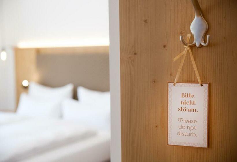 Номер Стандарт с Балконом, Boutiquehotel Hohes Licht