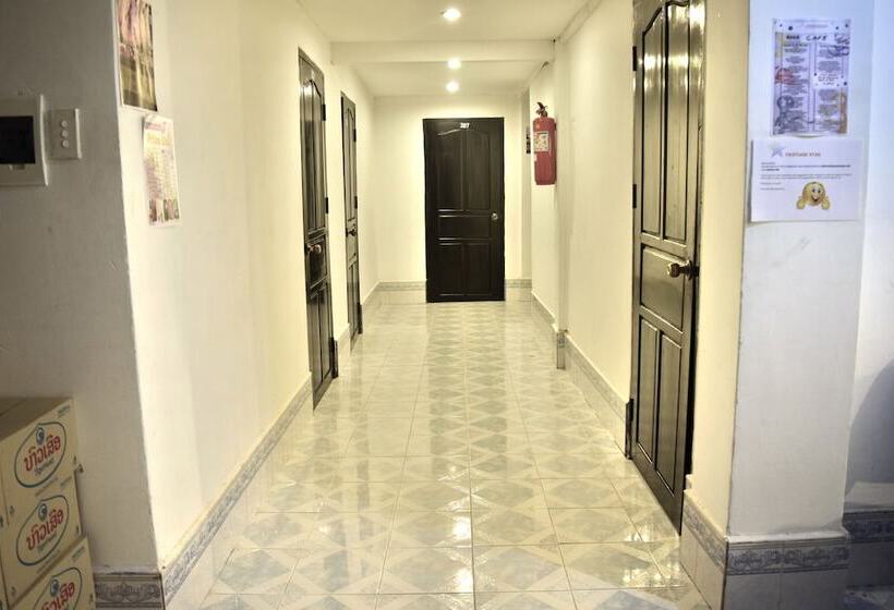 스탠다드 트리플 룸, Vientiane Star