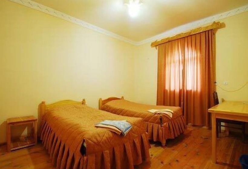 Номер Deluxe, Islambek Hotel & Travel