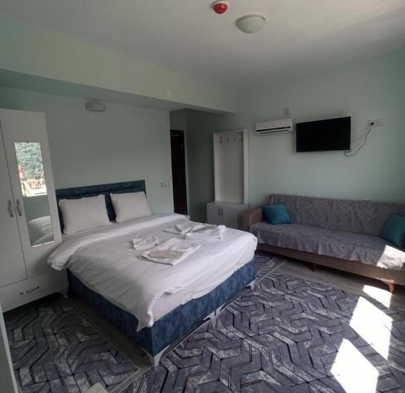 家庭间, Yeşi̇lalan Otel