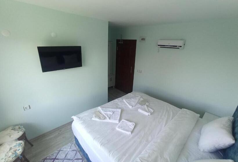 标准间, Yeşi̇lalan Otel