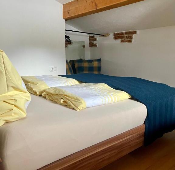 اتاق خانوادگی, Gästezimmer Lercher