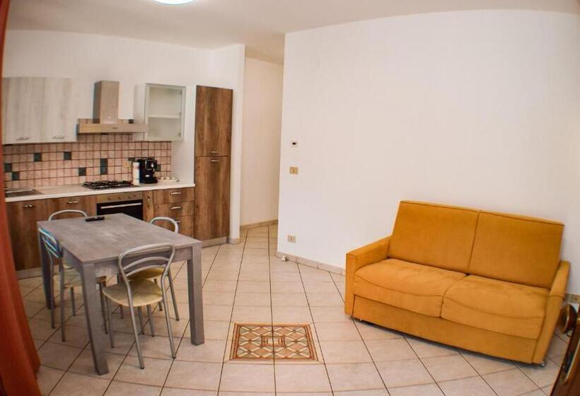 آپارتمان 1 خوابه, B&b Santa Filomena