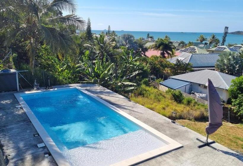 اتاق لوکس با بالکن و چشم‌انداز دریا, Vue Sur Mer