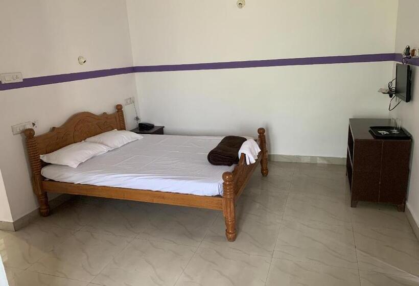 标准间, Amma Inn Highway