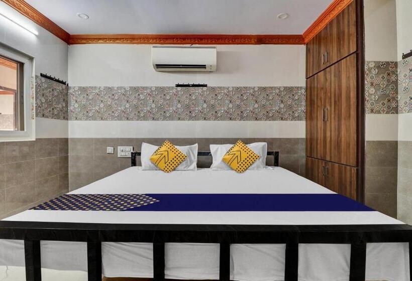 Трехместный Номер Классика, Spot On Hotel Maha Lakshmi