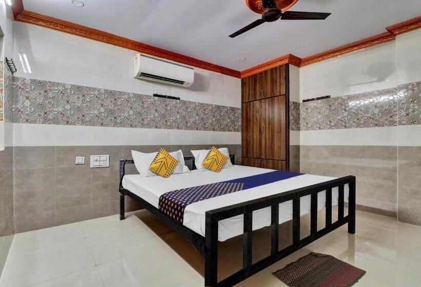 Трехместный Номер Классика, Spot On Hotel Maha Lakshmi