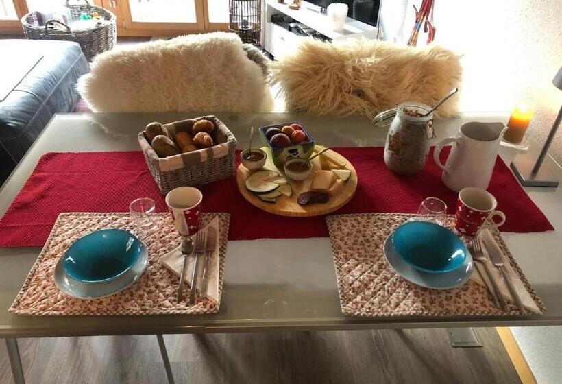 اتاق استاندارد با چشم‌انداز کوهستان, Hop In Nest Cozy Bed&breakfast In Wengen