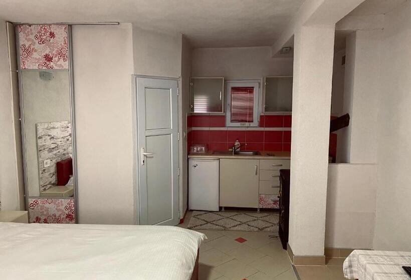 اتاق استاندارد, Vila Ivan