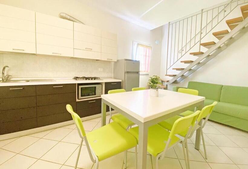 带2个卧室的公寓, Residence With Swimming Pool In Mazzanta Just 600 Meters From The Beach