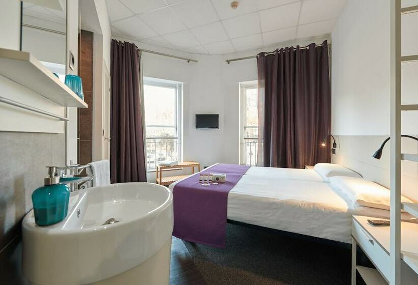 Номер Стандарт, Hostal Mayerling Centro