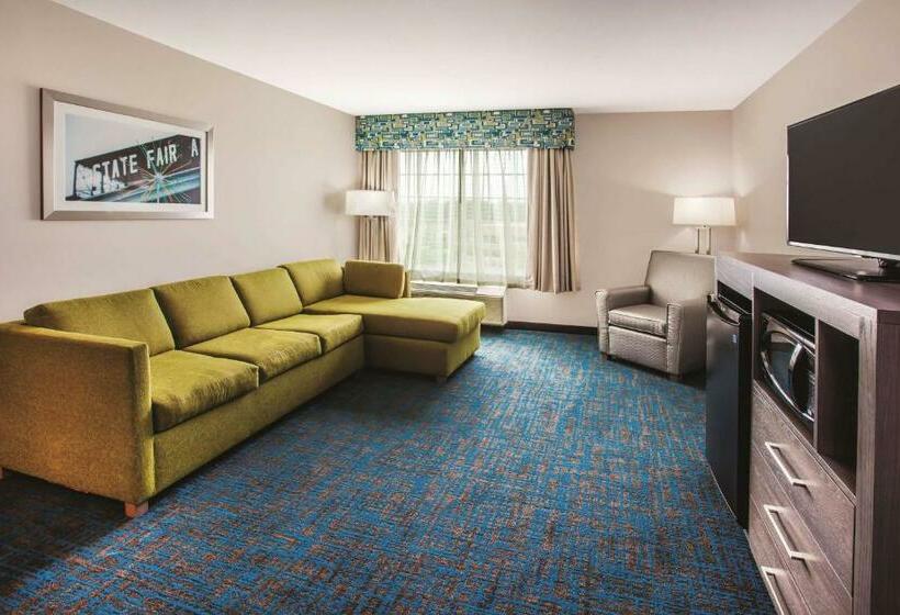 Люкс, La Quinta By Wyndham St. Paul Woodbury