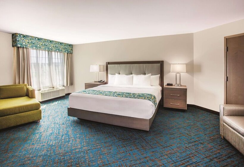 Люкс, La Quinta By Wyndham St. Paul Woodbury