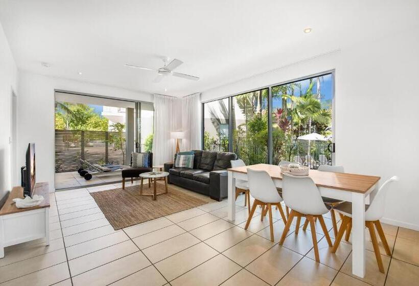 带1个卧室带泳池的公寓, Metzo Noosa Resort