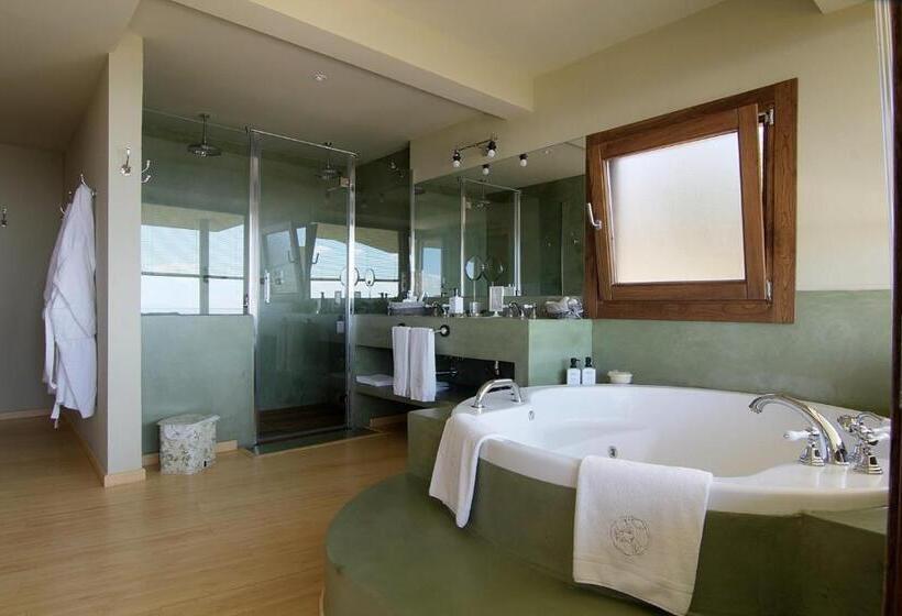 Suite, Nabia