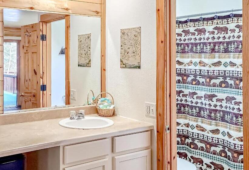 Семейный Номер, Nicky's Resort