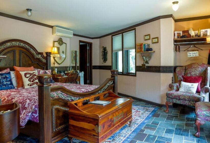 Стандартный Номер Кровать Кинг, Stone Chalet Bed & Breakfast Inn