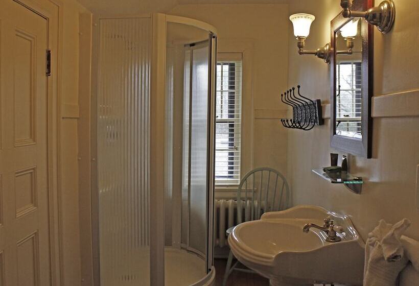 Номер Стандарт, Stone Chalet Bed & Breakfast Inn