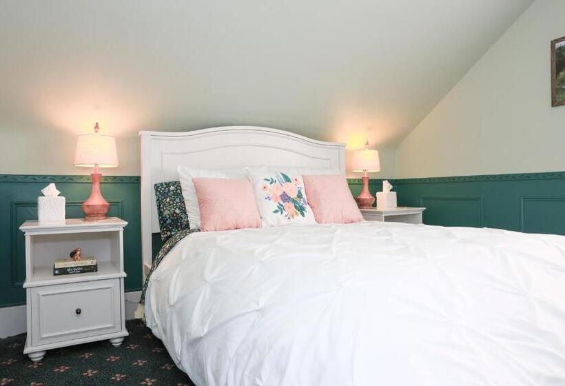 Family Suite, Stone Chalet Bed & Breakfast Inn