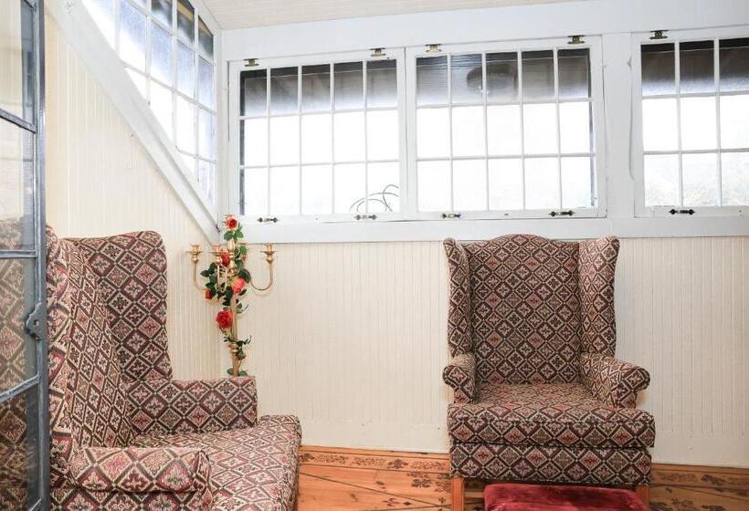 Студия Deluxe, Stone Chalet Bed & Breakfast Inn