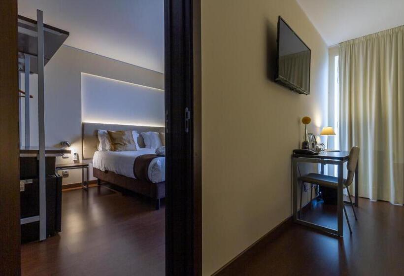 Номер Стандарт с Террасой, In Gold Hotel & Spa