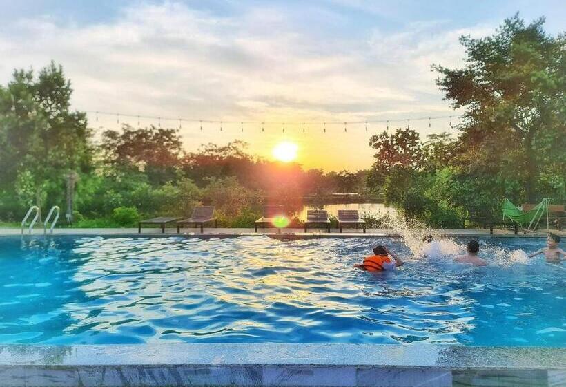 ویلای استاندارد با چشم‌انداز باغ, Trang An Four Seasons Bungalow