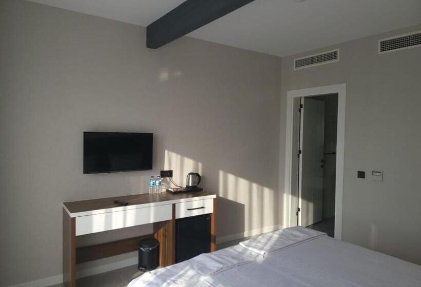 Номер Стандарт Вид на Море, Lulubay Rooms & Suites