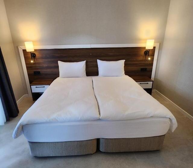 Номер Стандарт с Террасой, Lulubay Rooms & Suites