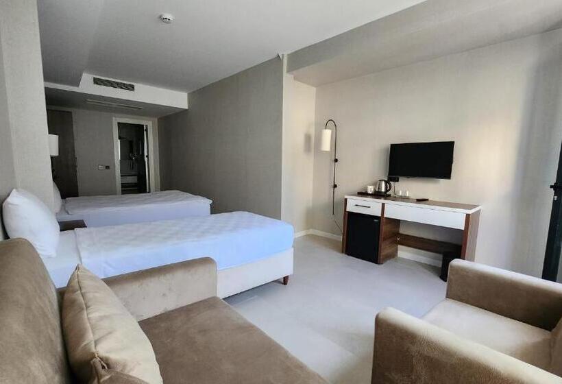 Люкс Повышенной Комфортности, Lulubay Rooms & Suites