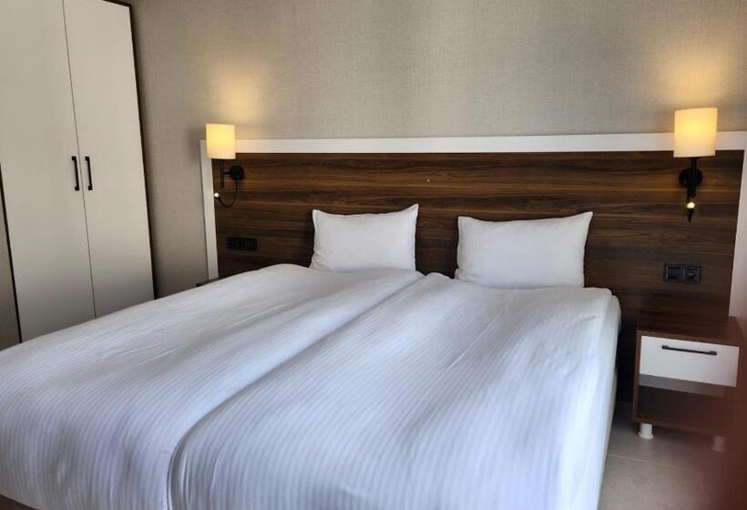 Номер Стандарт Вид на Море, Lulubay Rooms & Suites